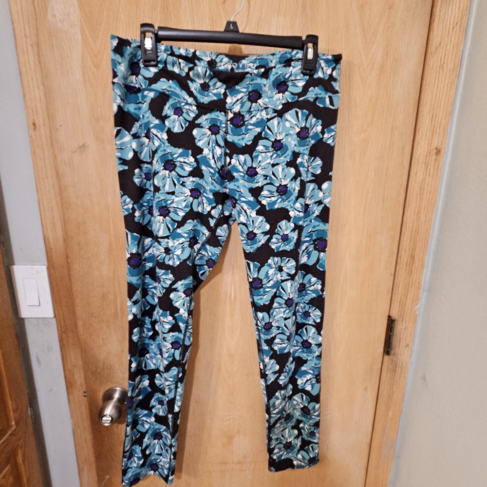 Soybu Black and Blue Floral Leggings